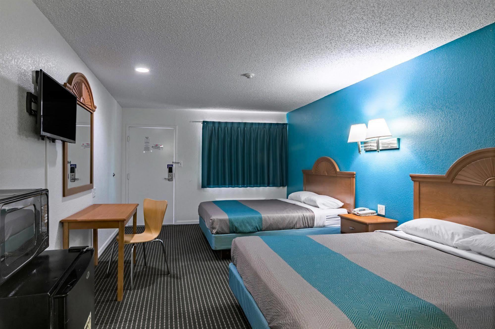 Motel 6-Azle, Tx Εξωτερικό φωτογραφία
