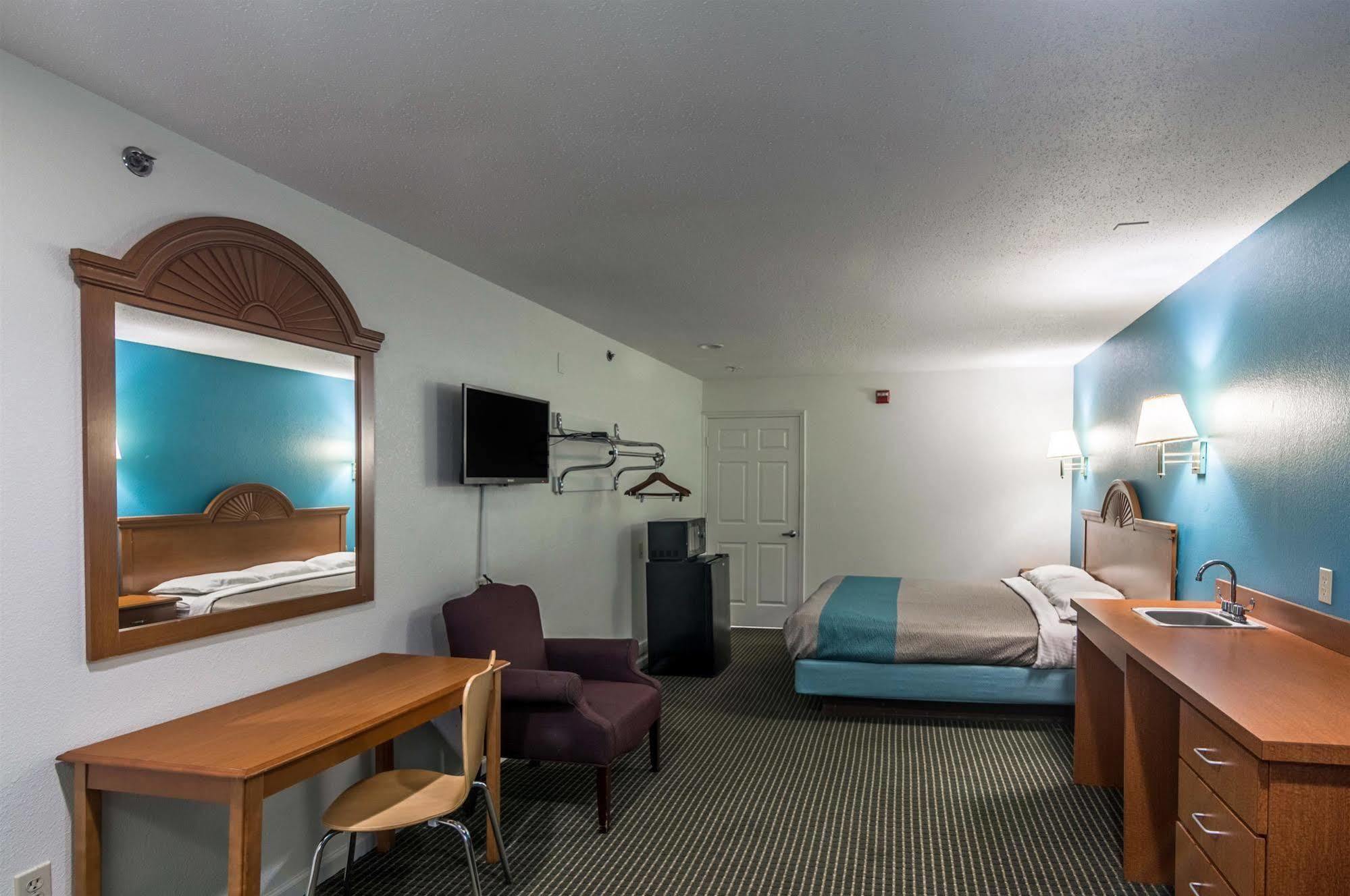 Motel 6-Azle, Tx Εξωτερικό φωτογραφία