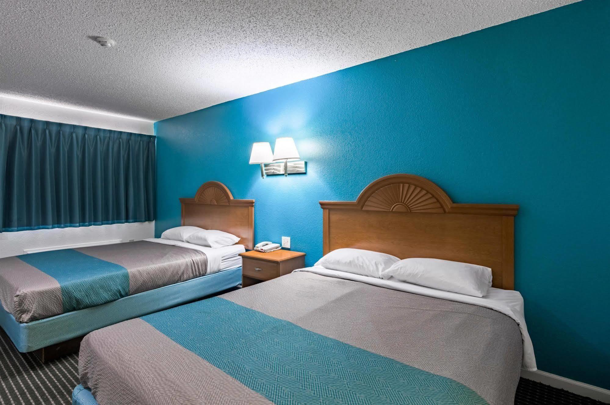 Motel 6-Azle, Tx Εξωτερικό φωτογραφία